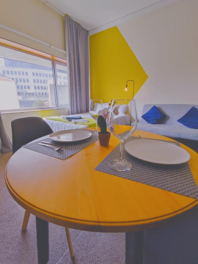 Theorynomad Rooms Al Porto Luaran gambar