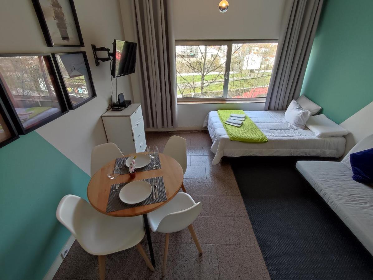 Theorynomad Rooms Al Porto Luaran gambar